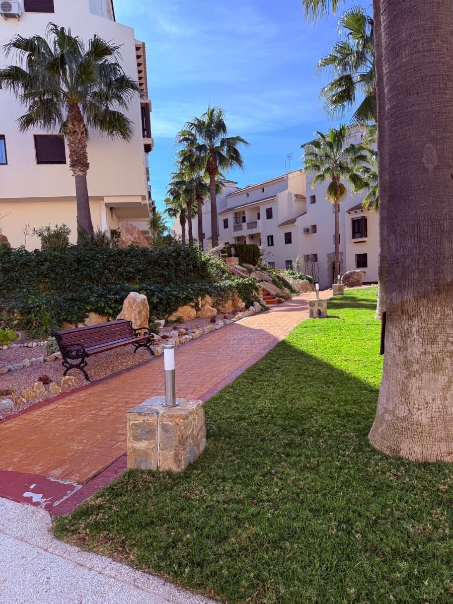 3 chambre Appartement à vendre à Orihuela avec piscine garage - 398 000 € (Ref: 9629381)