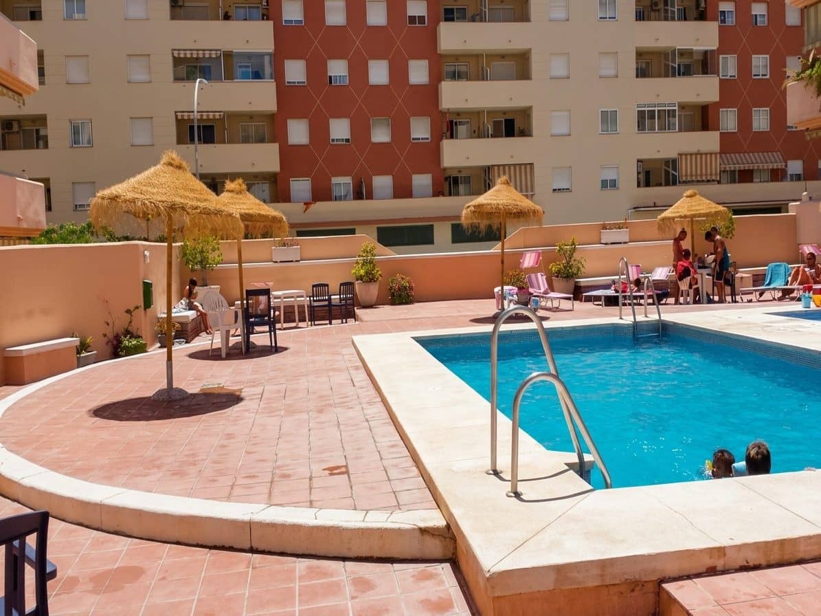 5 bedroom Apartment for sale in Fuengirola with garage - € 742,000 (Ref: 9630088)