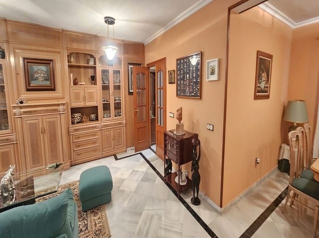 5 quarto Apartamento para venda em Zona Puerto Deportivo, Fuengirola com garagem - 742 000 € (Ref: 9630088)
