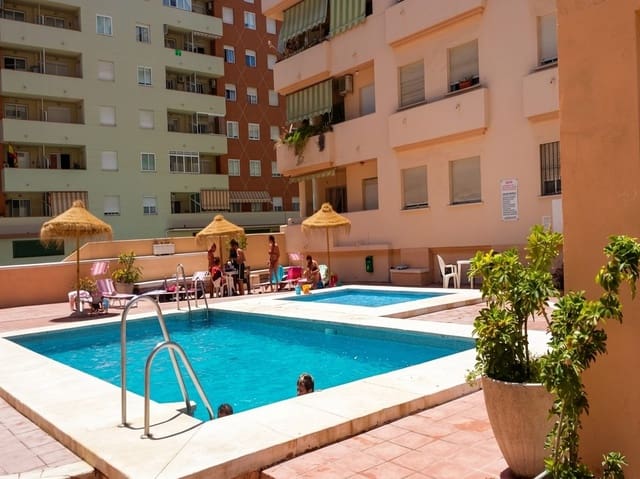 5 quarto Apartamento para venda em Zona Puerto Deportivo, Fuengirola com garagem - 742 000 € (Ref: 9630088)