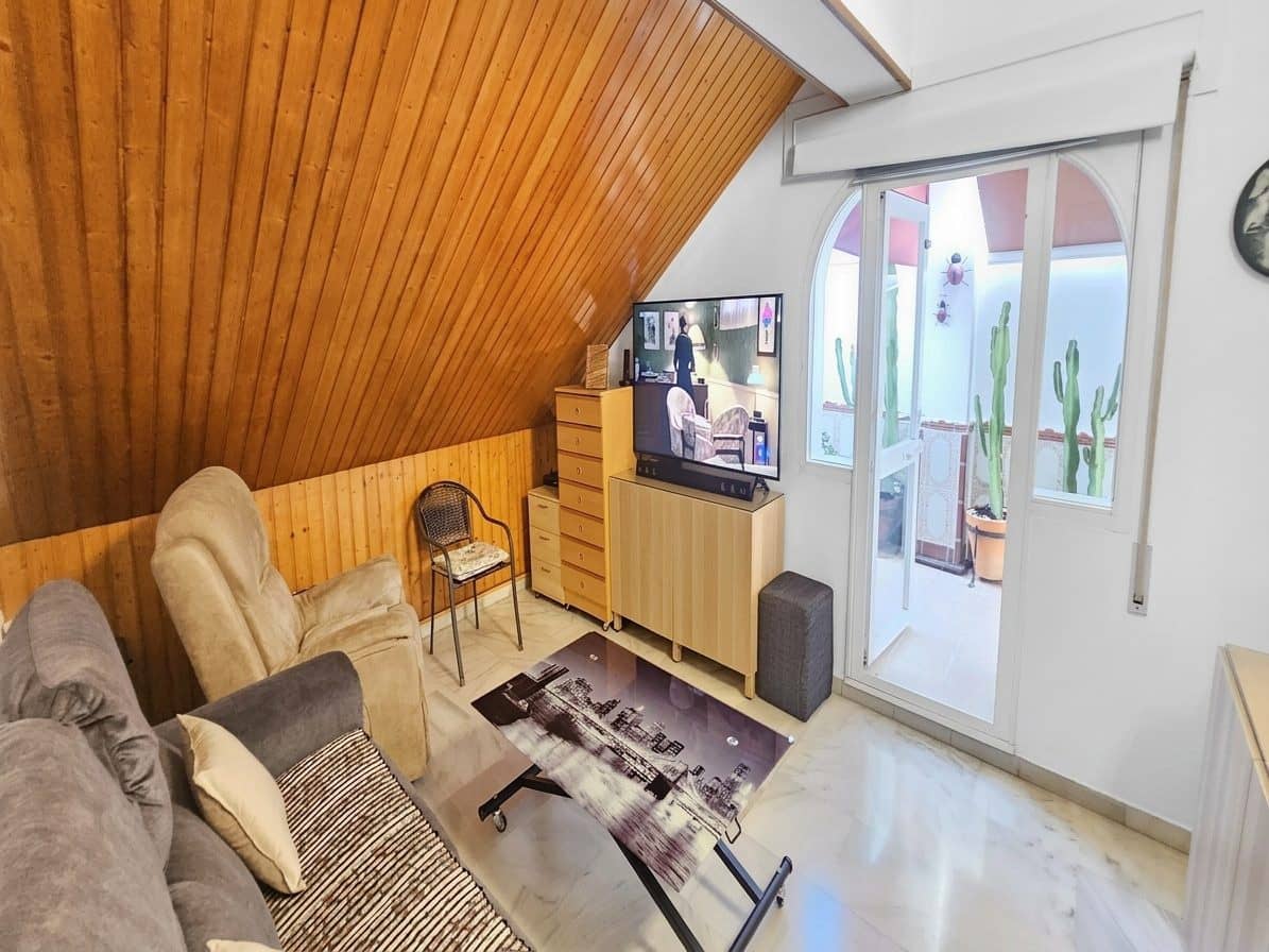 5 bedroom Apartment for sale in Fuengirola with garage - € 742,000 (Ref: 9630088)