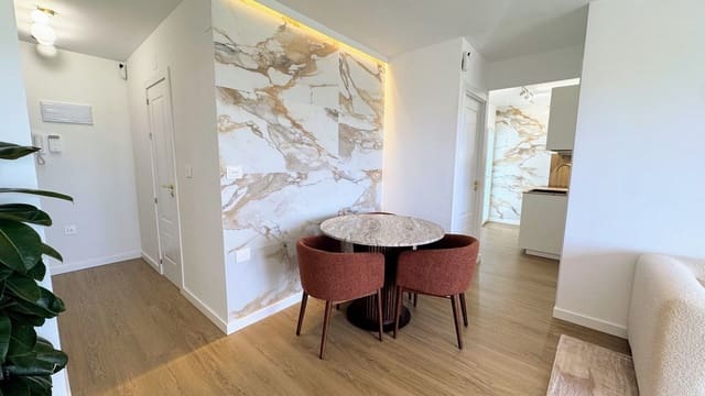 2 makuuhuone Huoneisto myytävänä paikassa Punta Prima, Orihuela mukana uima-altaan 
autotalli - 269 000 € (Ref: 9630092)