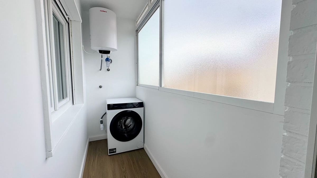 2 slaapkamer Appartement te koop in Orihuela Costa met zwembad garage - € 220.000 (Ref: 9630092)