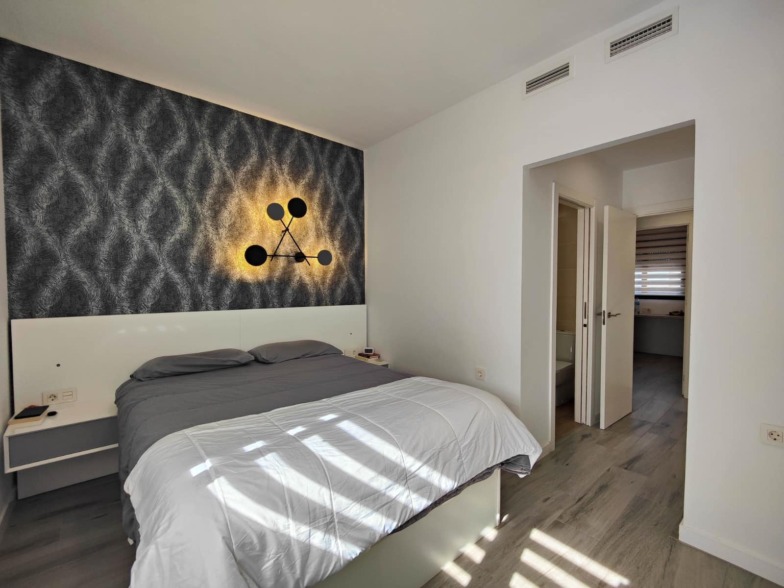 3 sypialnia Apartament na sprzedaż w Guardamar del Segura z basenem garażem - 289 900 € (Ref: 9630094)