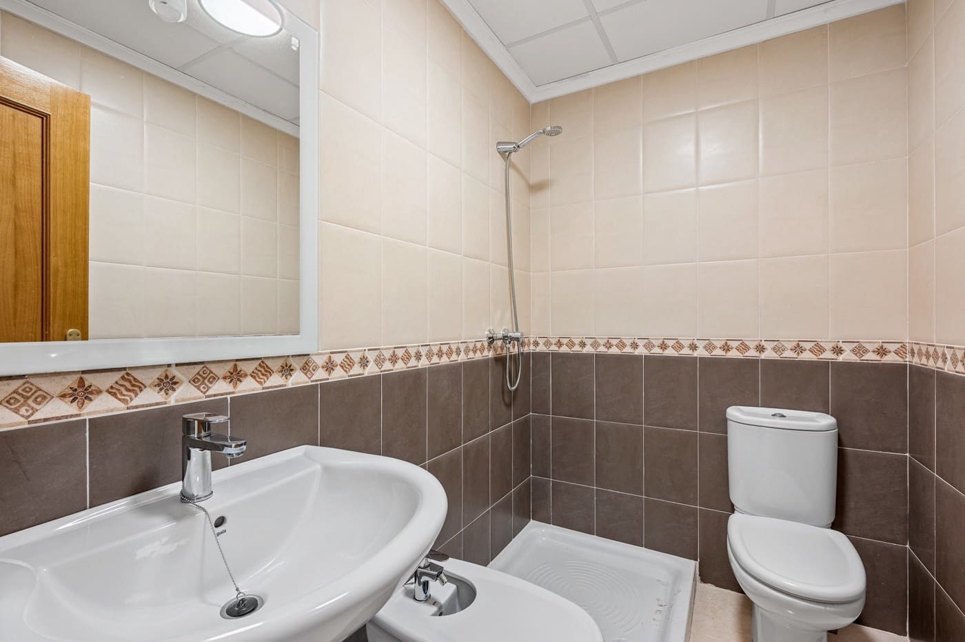 Casa de 3 habitaciones en San Miguel de Salinas en venta con piscina garaje - 219.000 € (Ref: 9630095)