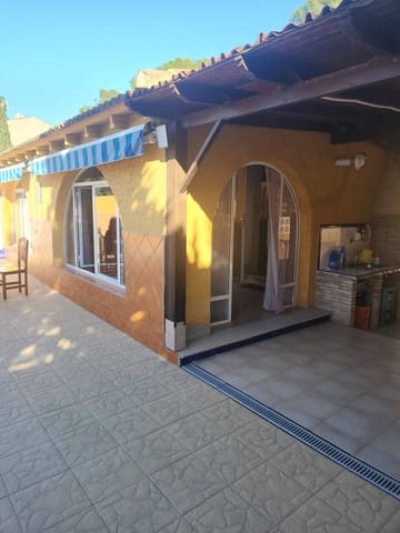 2 bedroom Villa for sale in Los Balcones - Los Altos, Torrevieja with pool - € 450,000 (Ref: 9630101)