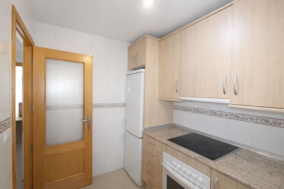 Apartamento de 2 habitaciones en Carvajal en venta - 350.000 € (Ref: 9630104)