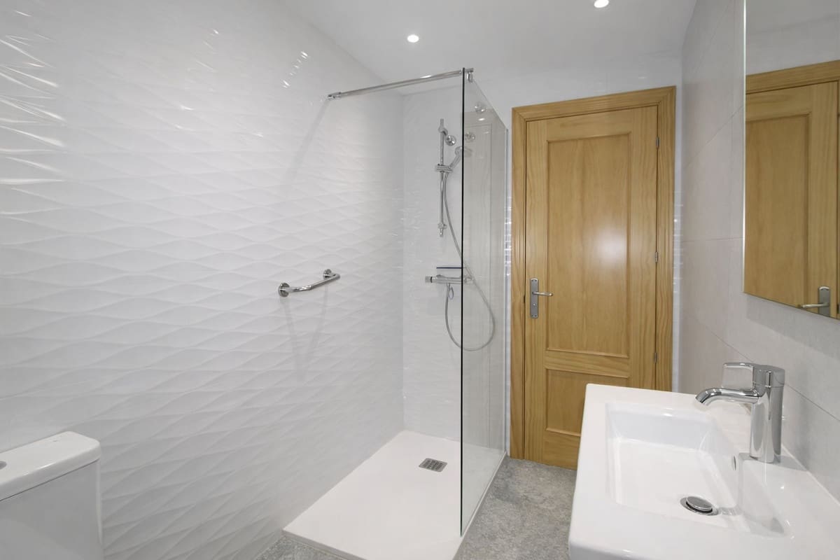 Apartamento de 2 habitaciones en Carvajal en venta - 350.000 € (Ref: 9630104)