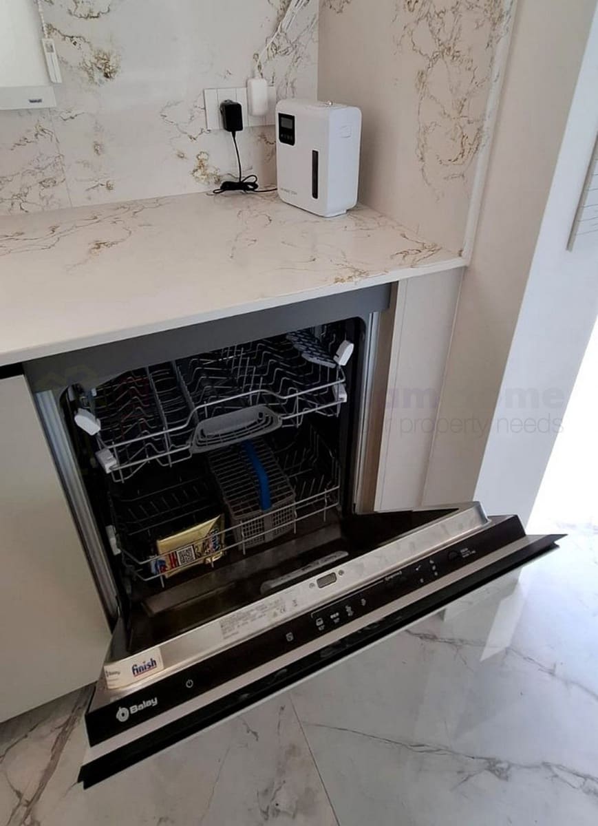 3 chambre Villa/Maison Semi-Mitoyenne à vendre à Corralejo avec piscine garage - 430 000 € (Ref: 9630111)