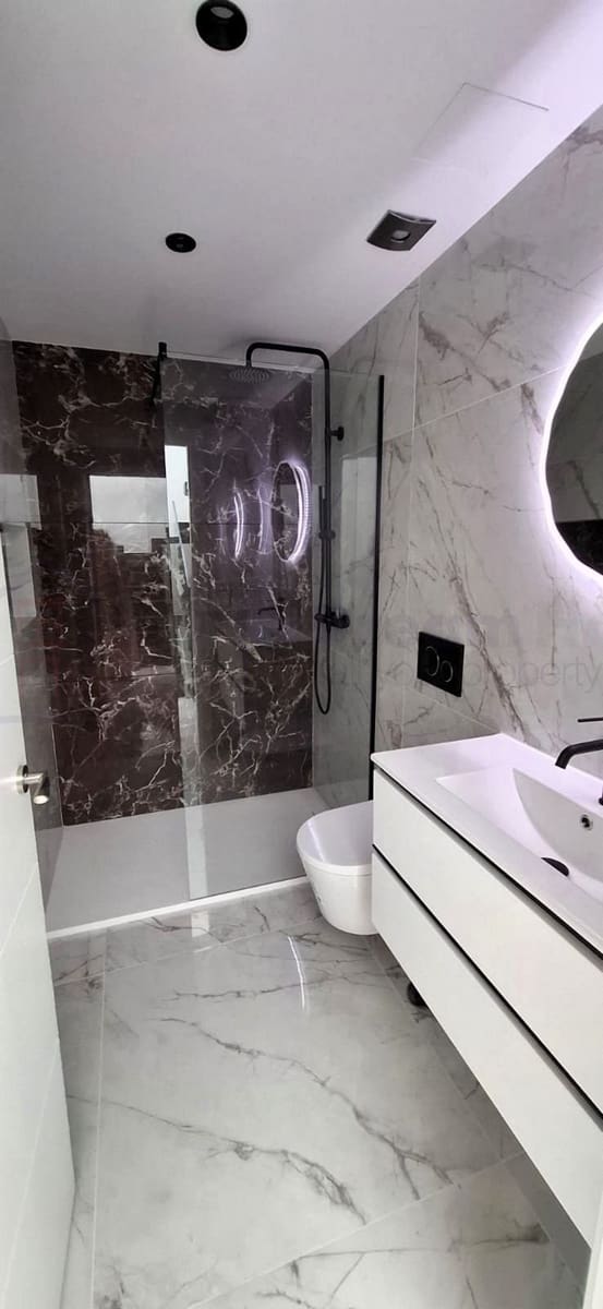 3 chambre Villa/Maison Semi-Mitoyenne à vendre à Corralejo avec piscine garage - 430 000 € (Ref: 9630111)