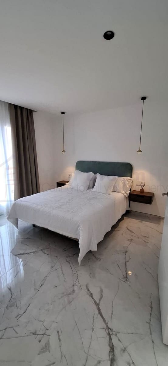 3 bedroom Semi-detached Villa for sale in Corralejo with pool garage - € 430,000 (Ref: 9630111)