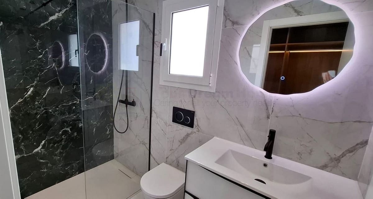 3 bedroom Semi-detached Villa for sale in Corralejo with pool garage - € 430,000 (Ref: 9630111)