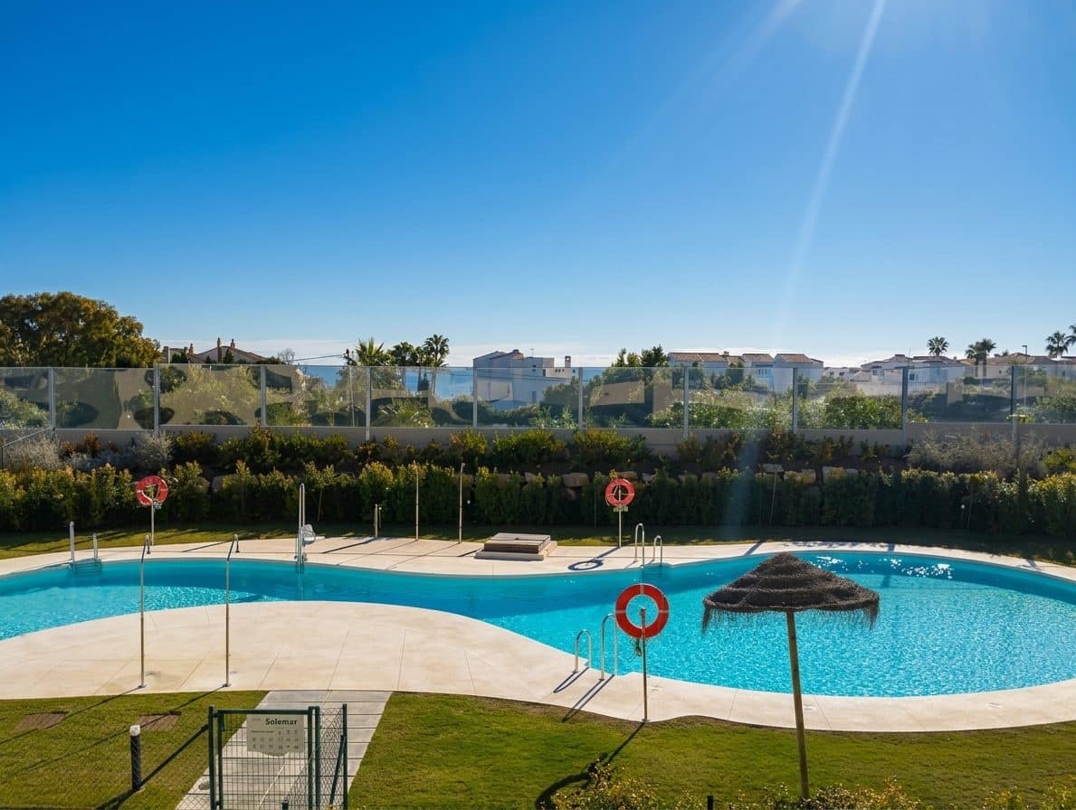 2 chambre Appartement à vendre à Bahia de Casares avec piscine - 399 000 € (Ref: 9637317)