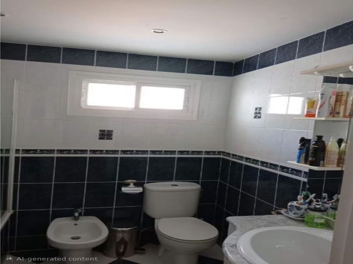 2 bedroom Apartment for sale in Cabopino - € 350,000 (Ref: 9637318)