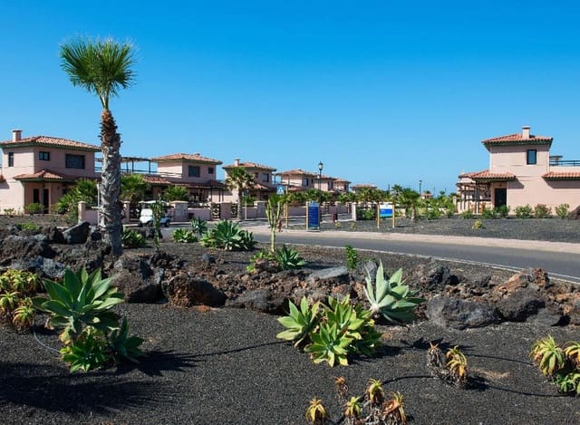 1 Zimmer Strandapartment zu verkaufen in Lajares, La Oliva mit Pool - 169.000 € (Ref: 9637319)