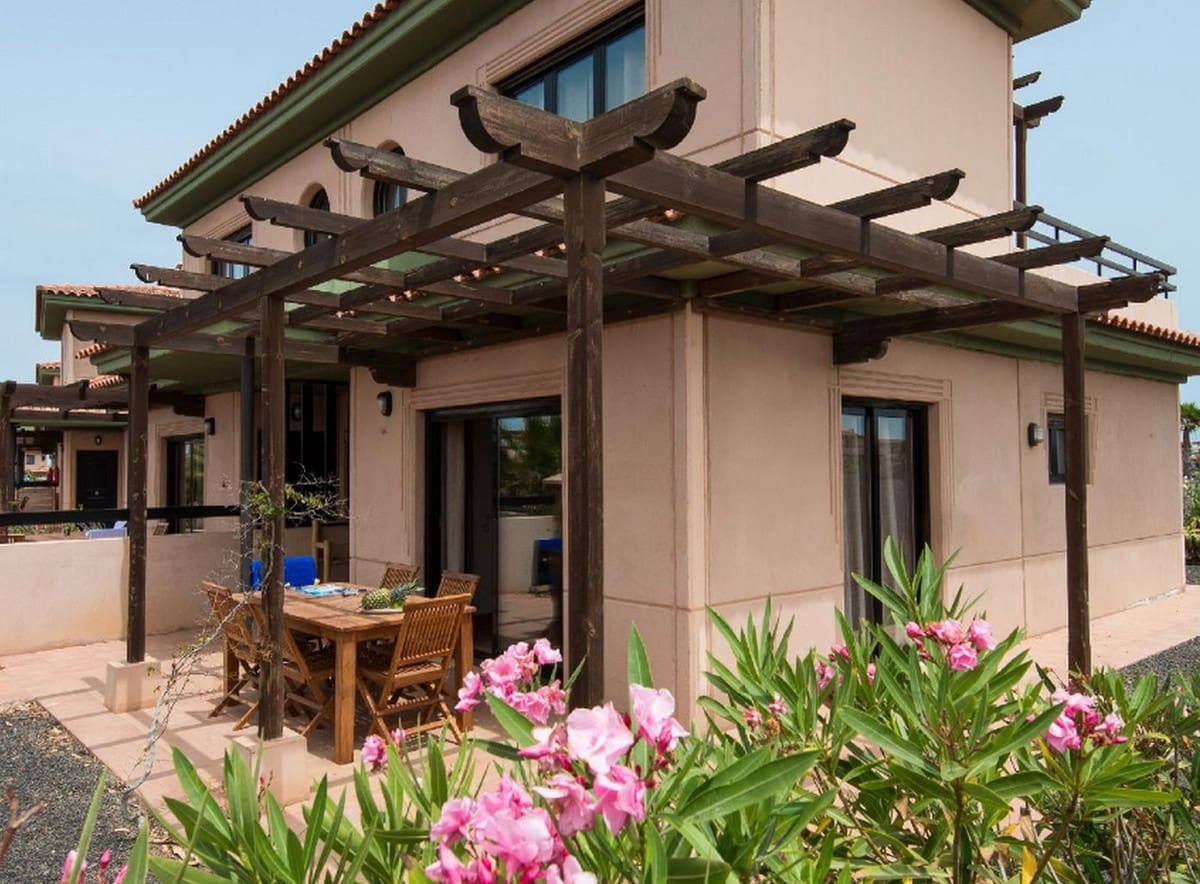 Apartamento Playa de 1 habitación en Lajares en venta con piscina - 169.000 € (Ref: 9637319)