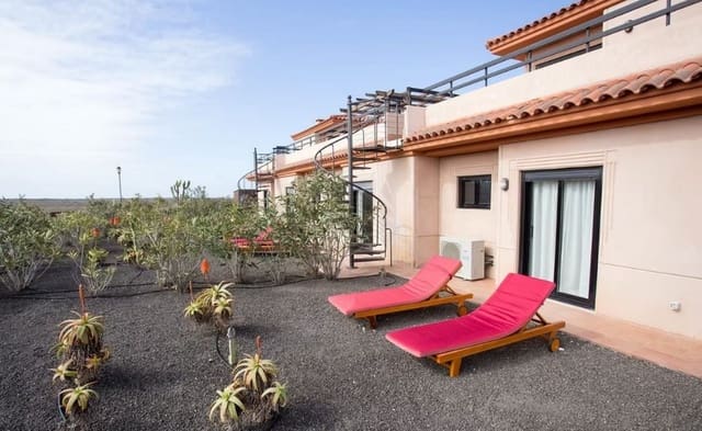 1 chambre Appartement de Plage à vendre à Lajares, La Oliva avec piscine - 169 000 € (Ref: 9637319)