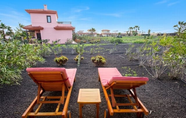 1 soveværelse Strandlejlighed til salg i Lajares, La Oliva med swimmingpool - € 169.000 (Ref: 9637319)