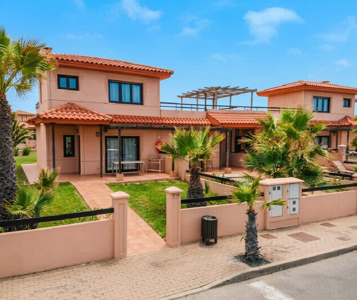 1 bedroom Villa for sale in La Oliva with pool - € 169,000 (Ref: 9637319)