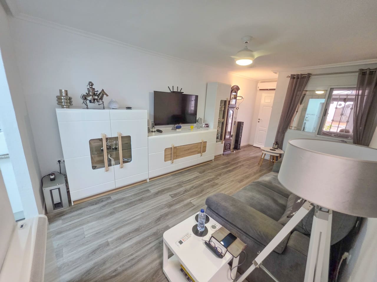 2 slaapkamer Appartement te koop in Entre Naranjos met zwembad garage - € 135.000 (Ref: 9637326)