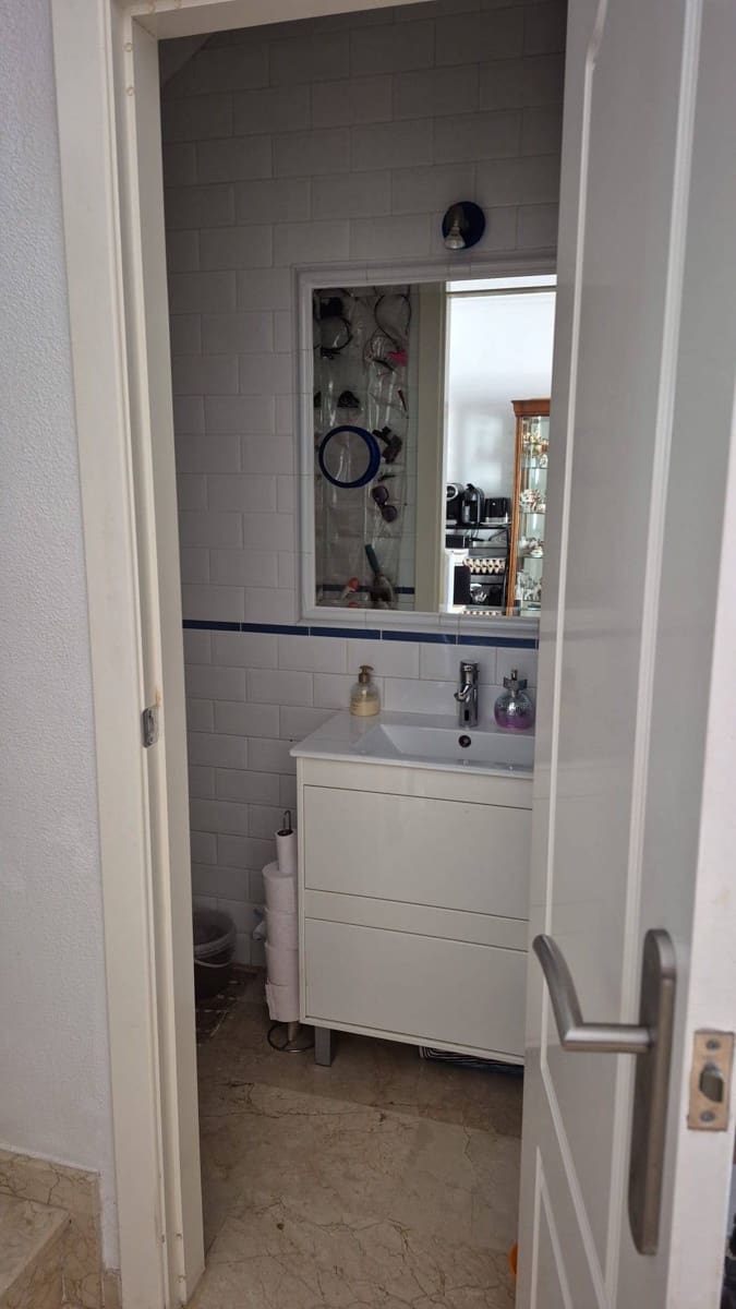 2 sovrum Hus till salu i Orihuela med pool - 234 000 € (Ref: 9637329)