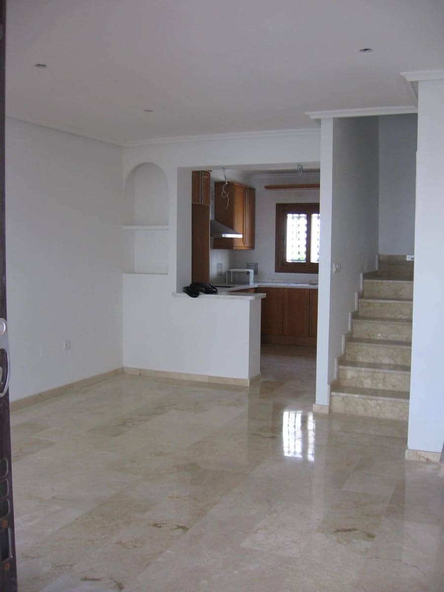 2 sovrum Hus till salu i Orihuela med pool - 234 000 € (Ref: 9637329)