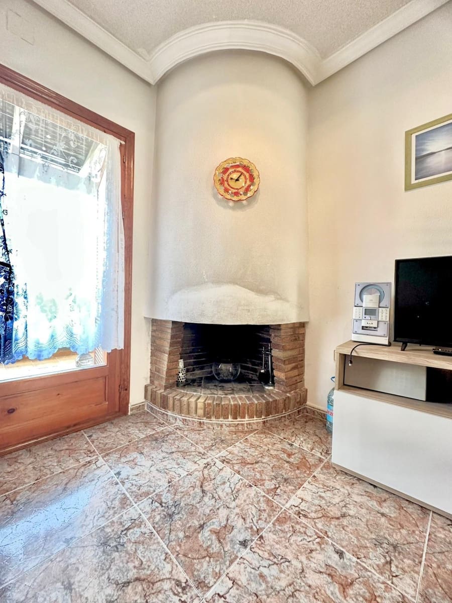 2 Zimmer Bungalow zu verkaufen in Guardamar del Segura mit Pool - 136.000 € (Ref: 9637333)