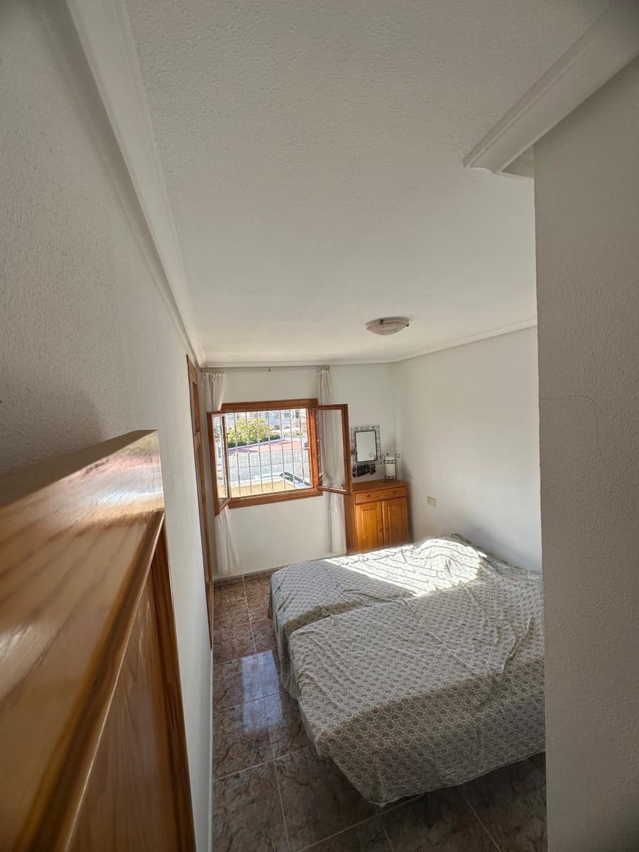 2 Zimmer Bungalow zu verkaufen in Guardamar del Segura mit Pool - 136.000 € (Ref: 9637333)