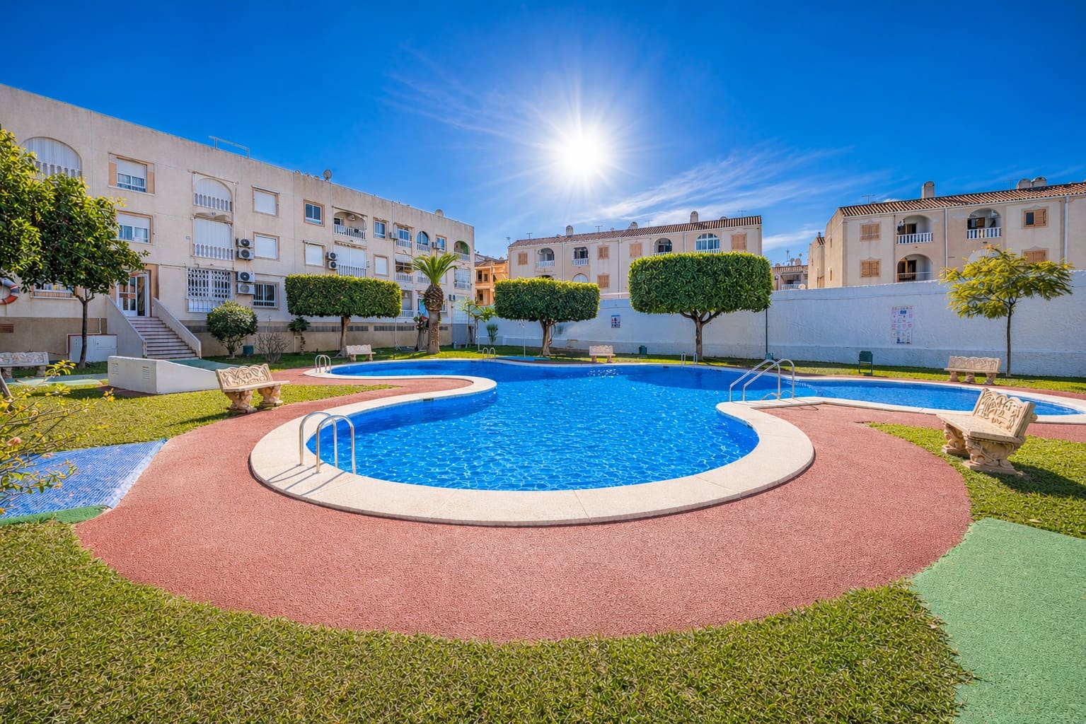 2 chambre Appartement à vendre à Torrevieja - 139 990 € (Ref: 9637346)