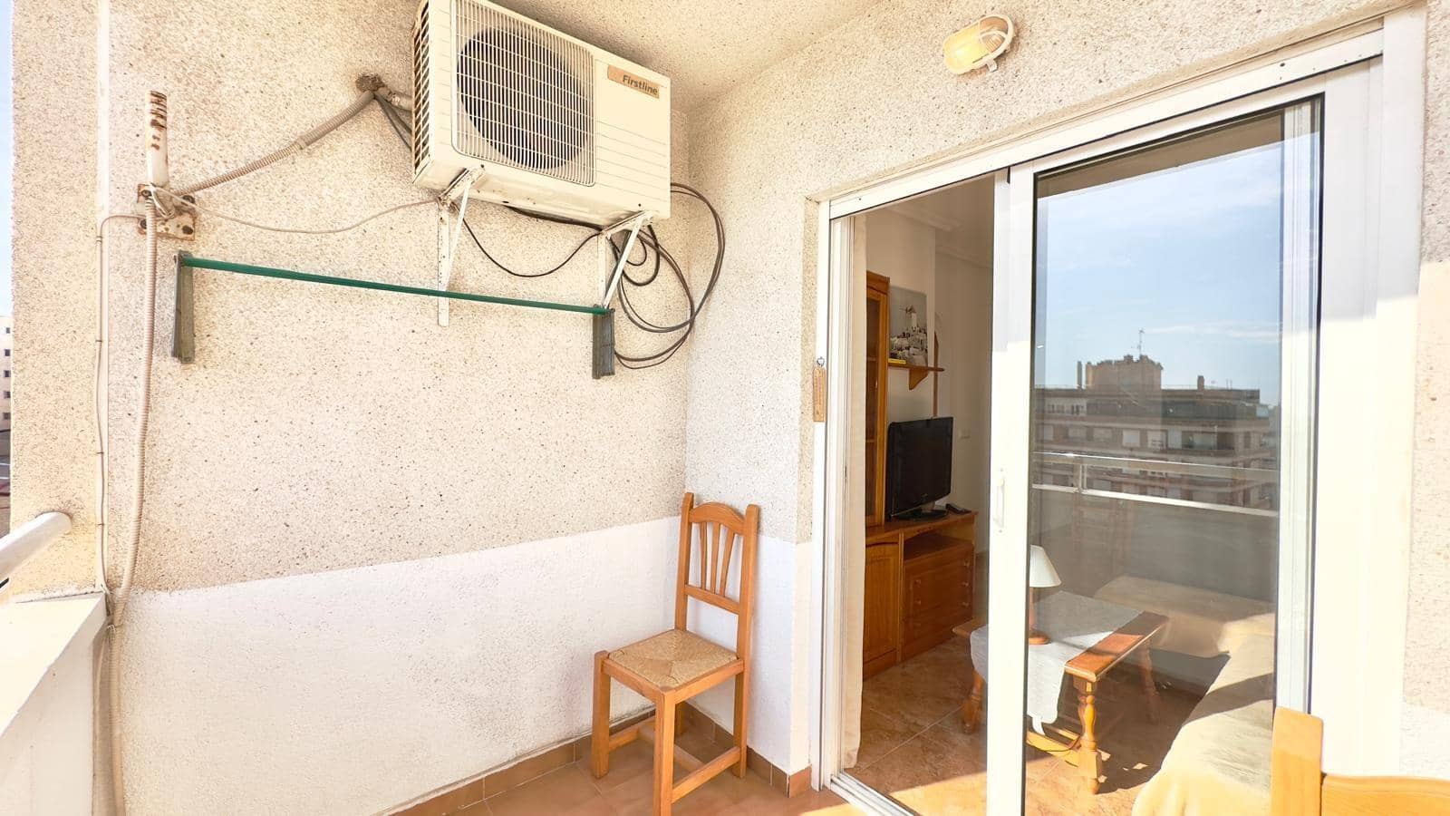 2 slaapkamer Appartement te koop in Torrevieja met zwembad - € 132.900 (Ref: 9637357)