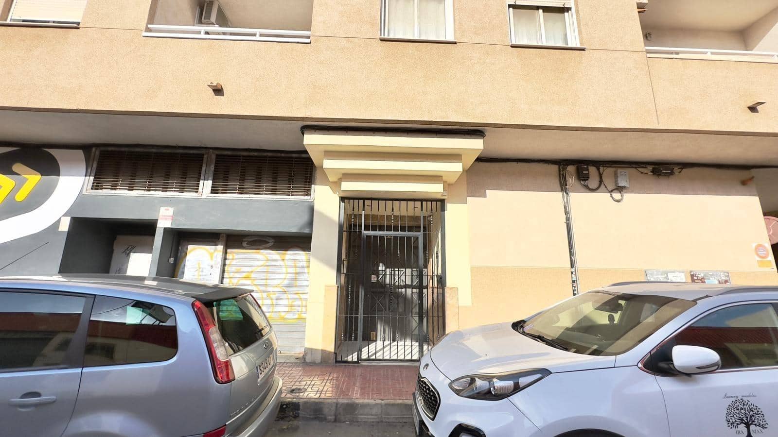 2 slaapkamer Appartement te koop in Torrevieja met zwembad - € 132.900 (Ref: 9637357)