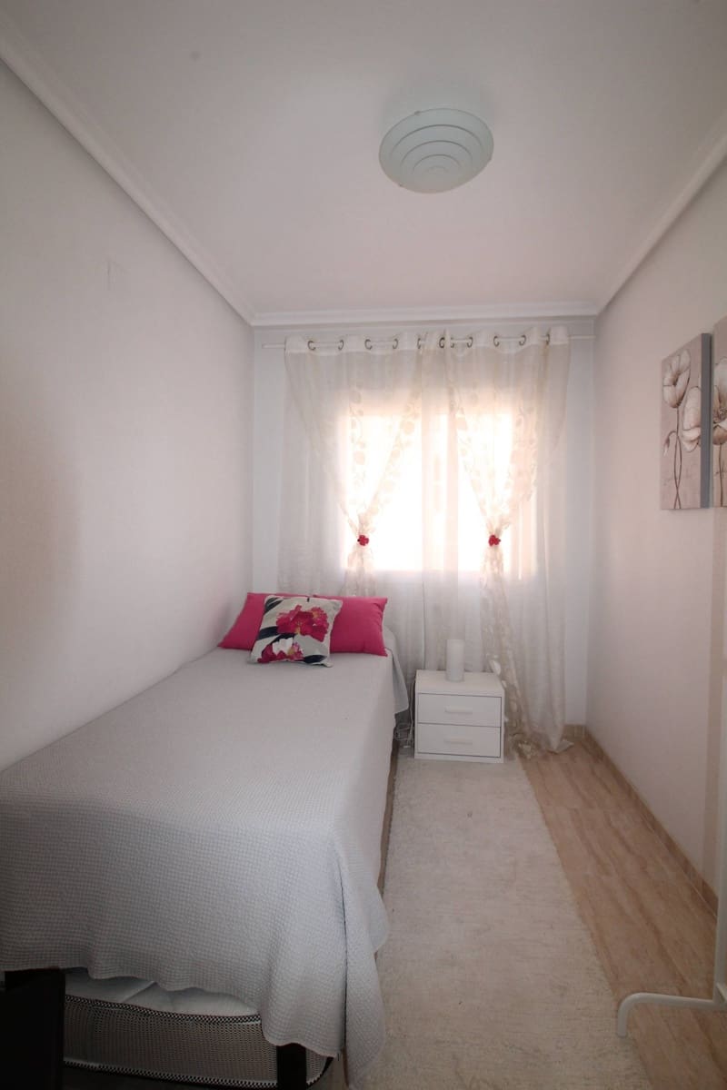 2 chambre Appartement à vendre à Torrevieja - 137 000 € (Ref: 9637364)