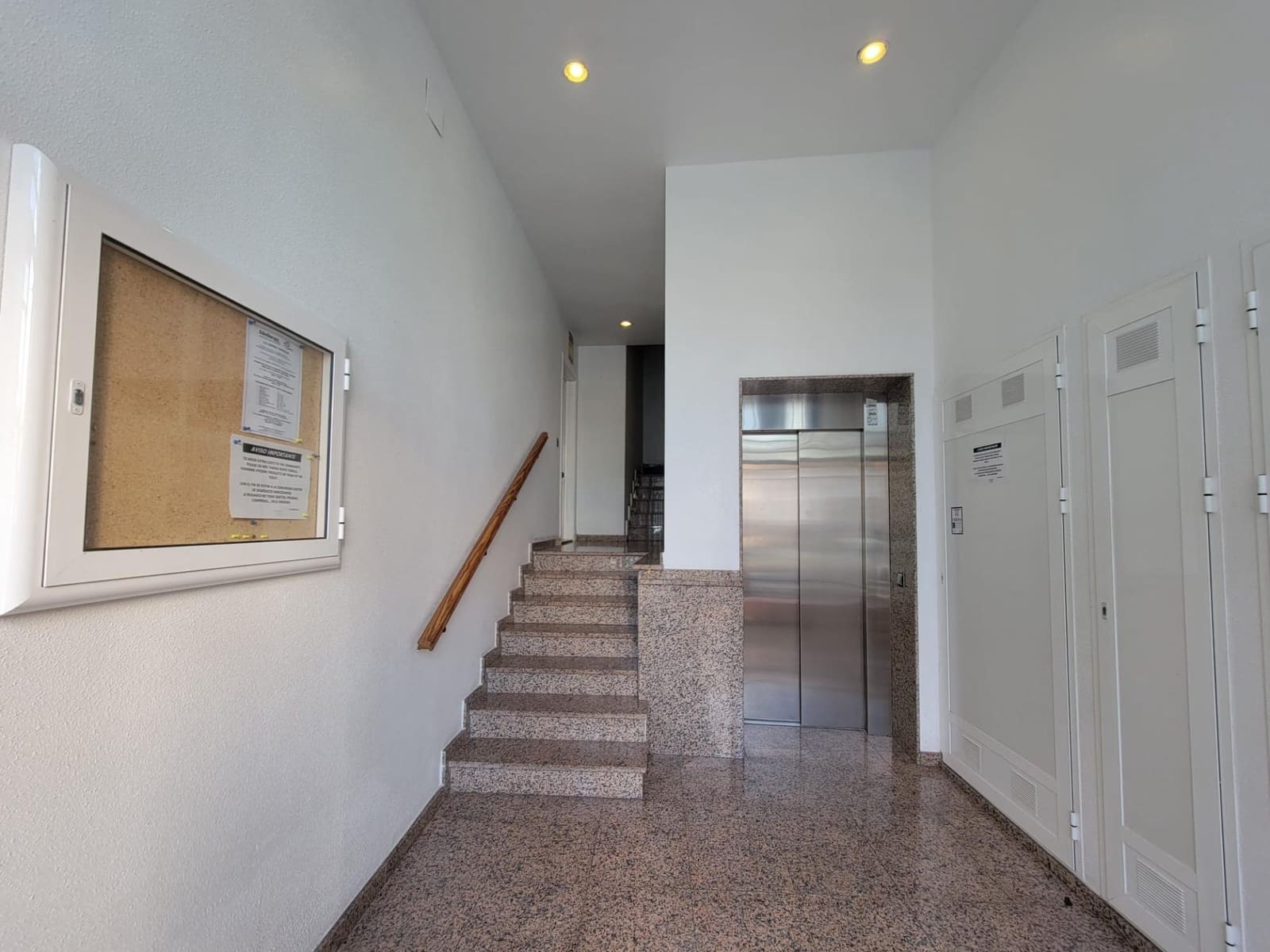 2 Zimmer Apartment zu verkaufen in Torrevieja - 139.900 € (Ref: 9637374)