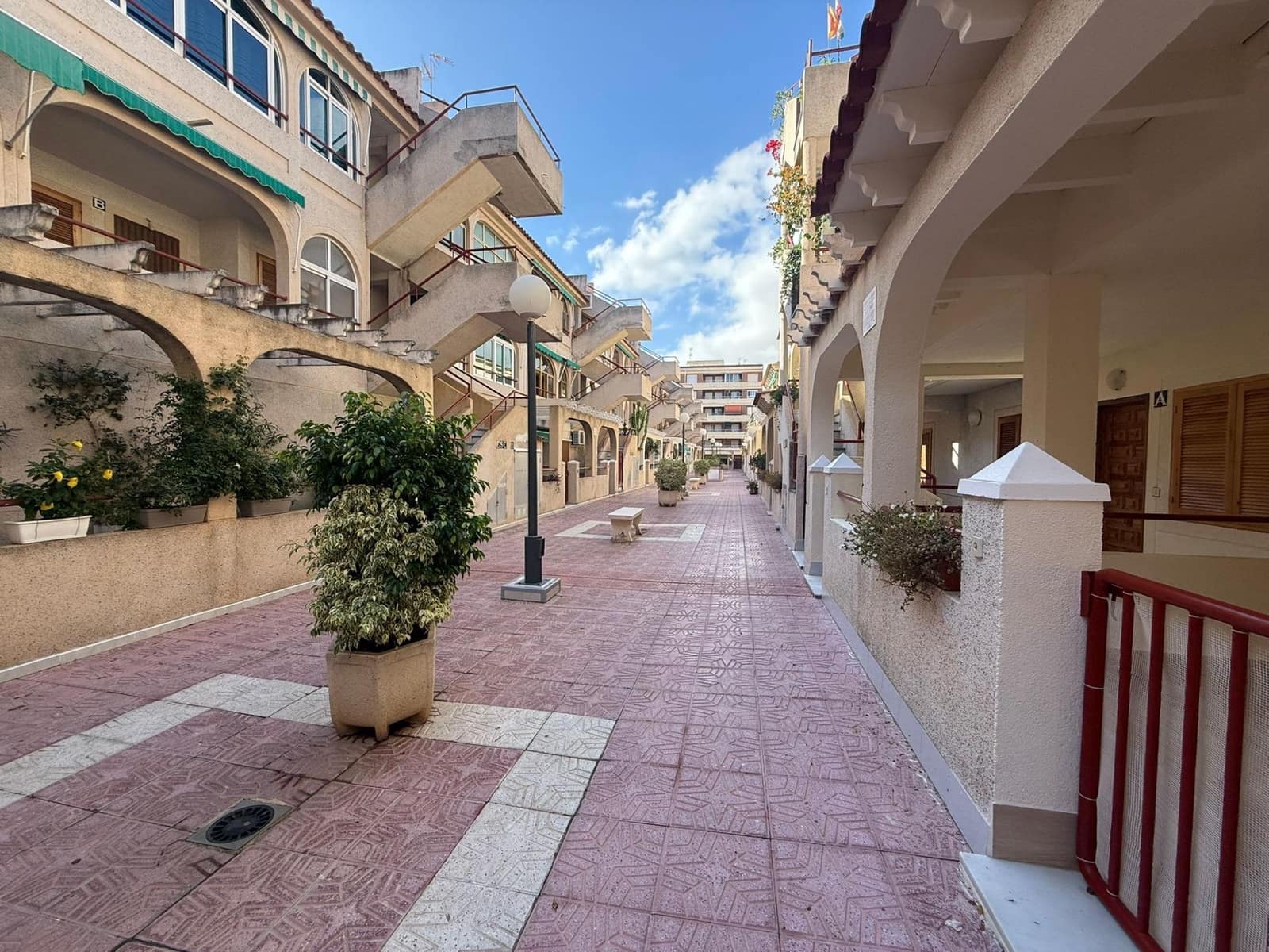 2 chambre Appartement à vendre à Torrevieja - 137 000 € (Ref: 9637384)