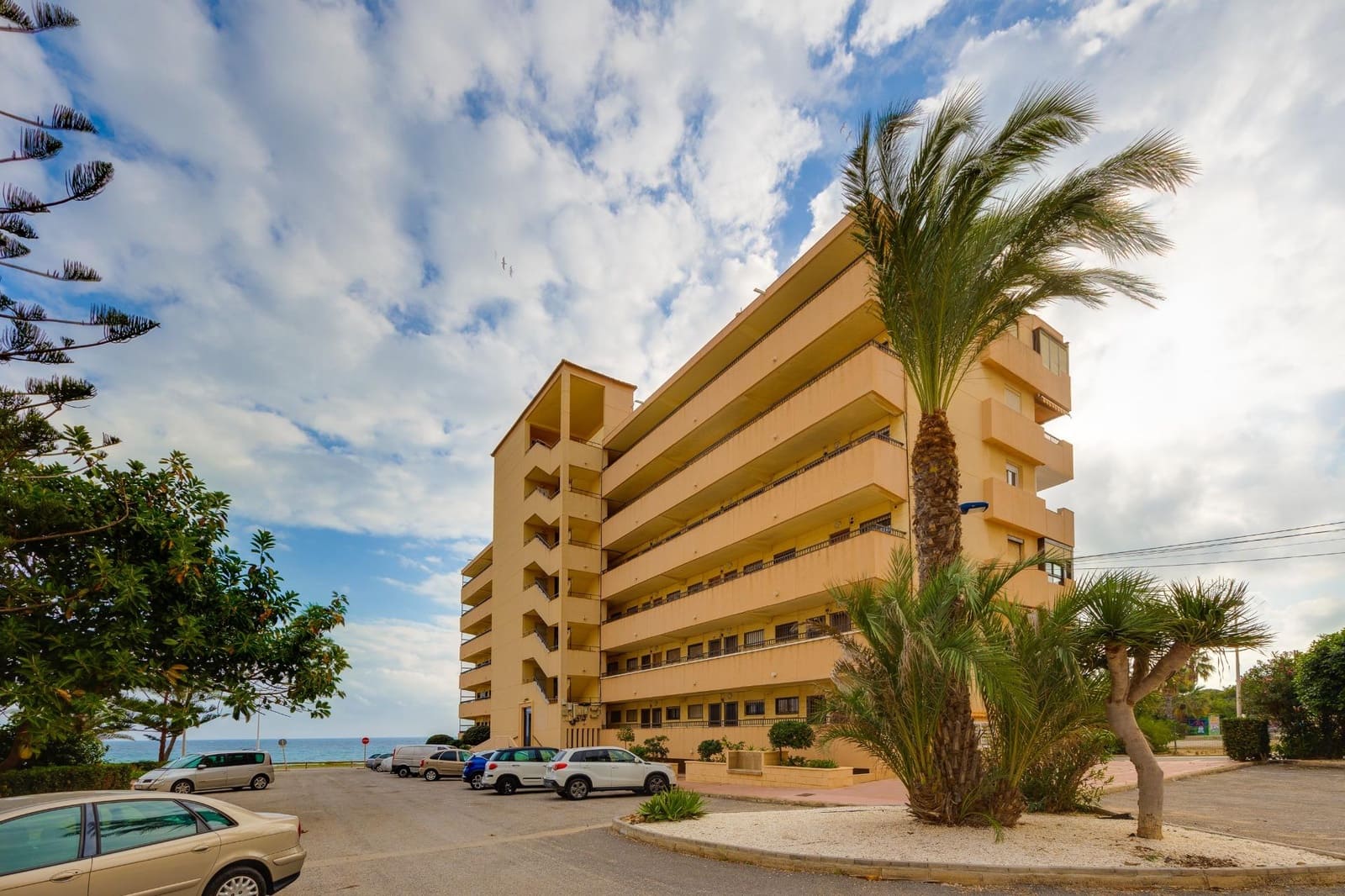 1 slaapkamer Appartement te koop in Torrevieja - € 139.000 (Ref: 9637390)