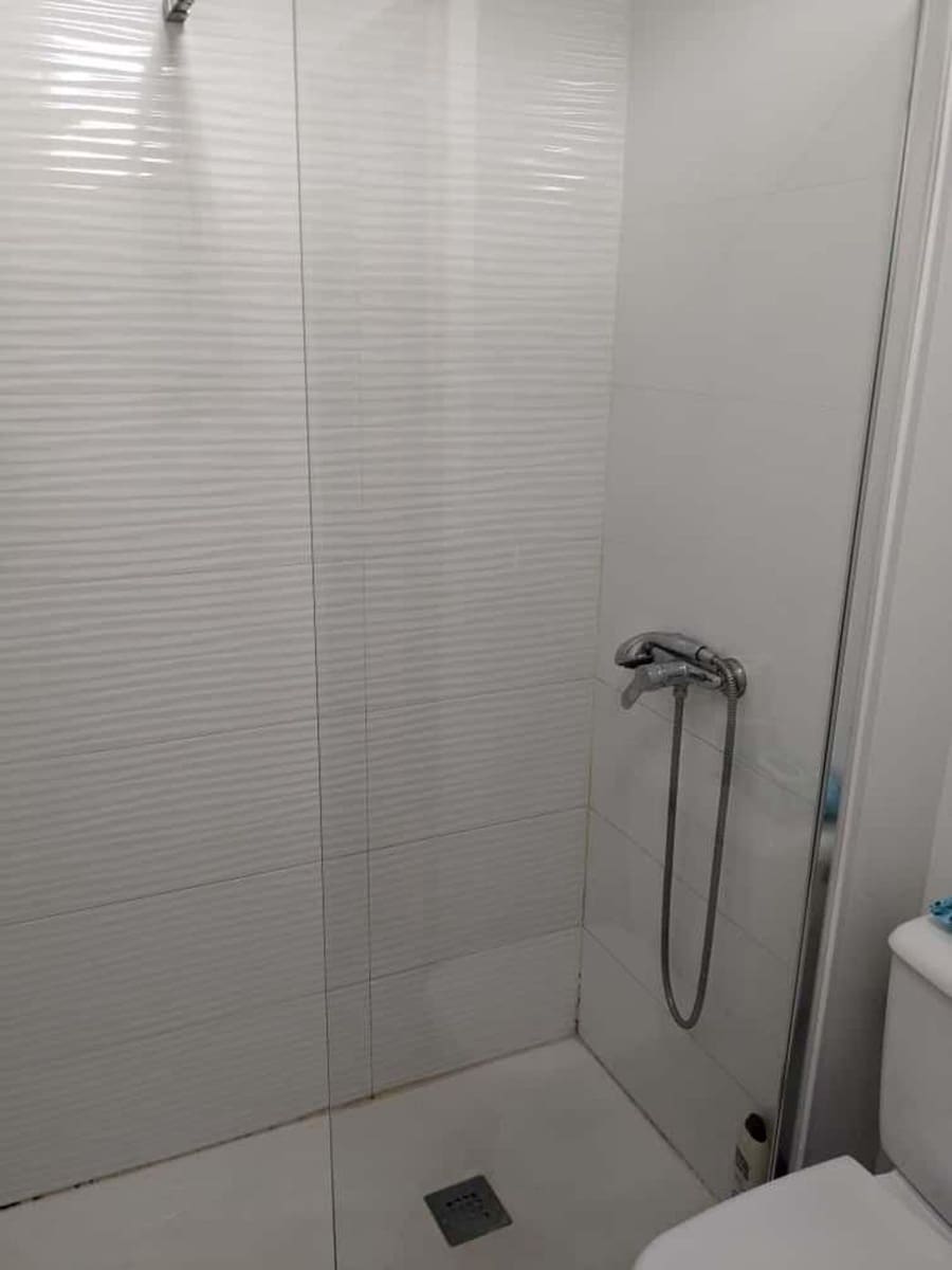 2 bedroom Apartment for sale in Torrevieja with pool - € 139,900 (Ref: 9637392)