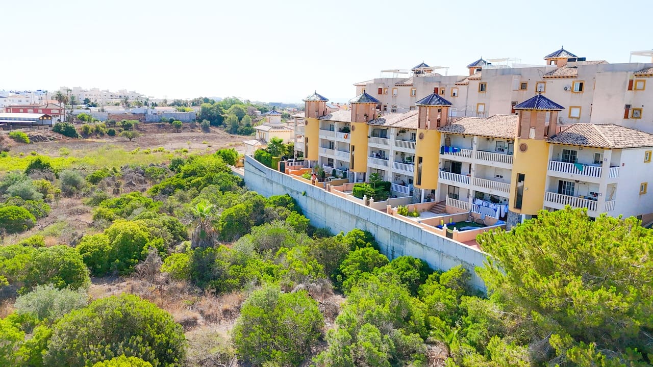 2 soveværelse Lejlighed til salg i Cabo Roig med garage - € 135.000 (Ref: 9637394)