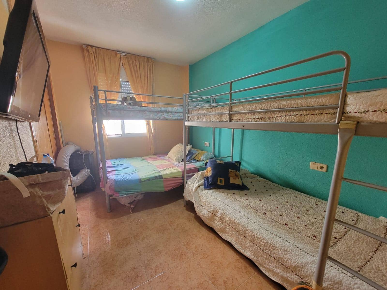 2 makuuhuone Huoneisto myytävänä paikassa Torrevieja mukana uima-altaan - 127 260 € (Ref: 9637399)