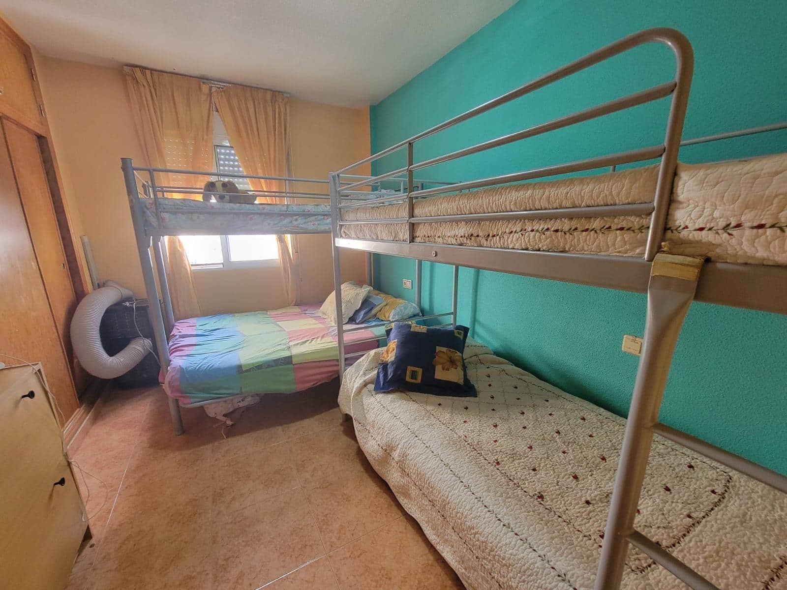 2 makuuhuone Huoneisto myytävänä paikassa Torrevieja mukana uima-altaan - 127 260 € (Ref: 9637399)