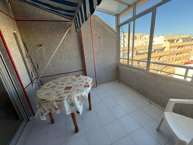 1 makuuhuone Huoneisto myytävänä paikassa Avenida Habaneras - Curva de Palangre, Torrevieja - 129 900 € (Ref: 9637407)