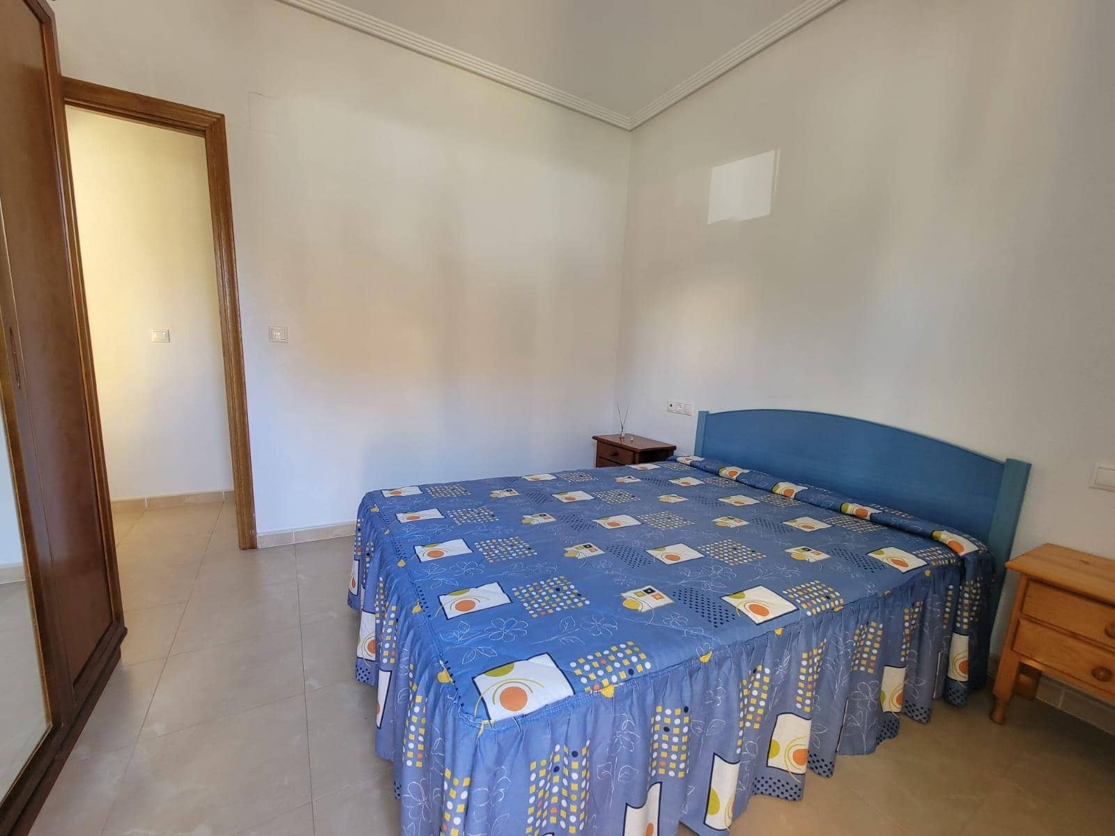 1 soveværelse Lejlighed til salg i Torrevieja med swimmingpool - € 138.000 (Ref: 9637409)