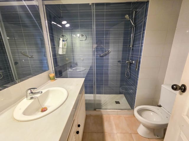 5 sypialnia Dom na sprzedaż w Bahia de Casares, Casares z basenem garażem - 630 000 € (Ref: 9637410)