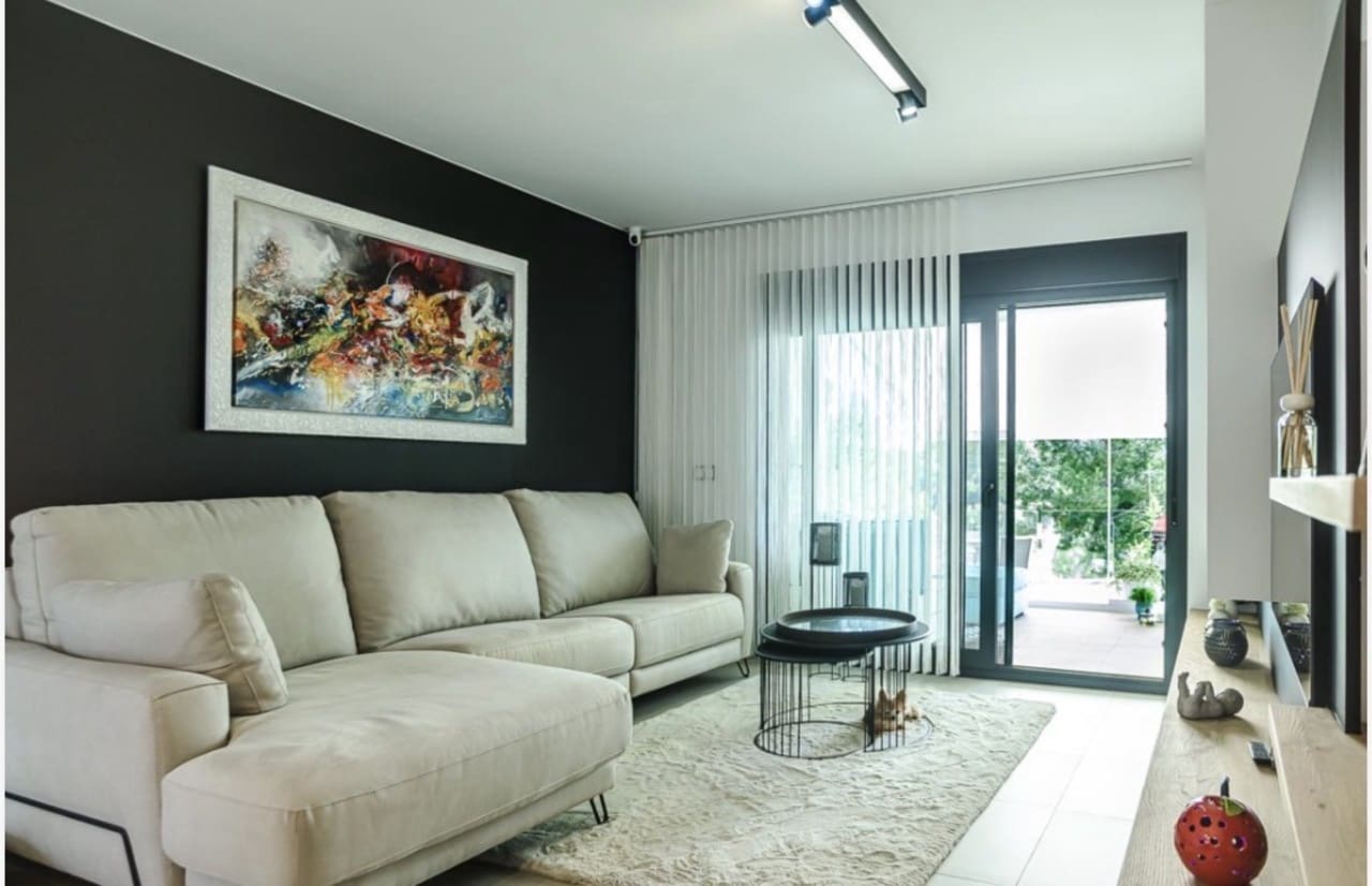 2 soveværelse Lejlighed til salg i Pilar de la Horadada med garage - € 299.950 (Ref: 9639330)