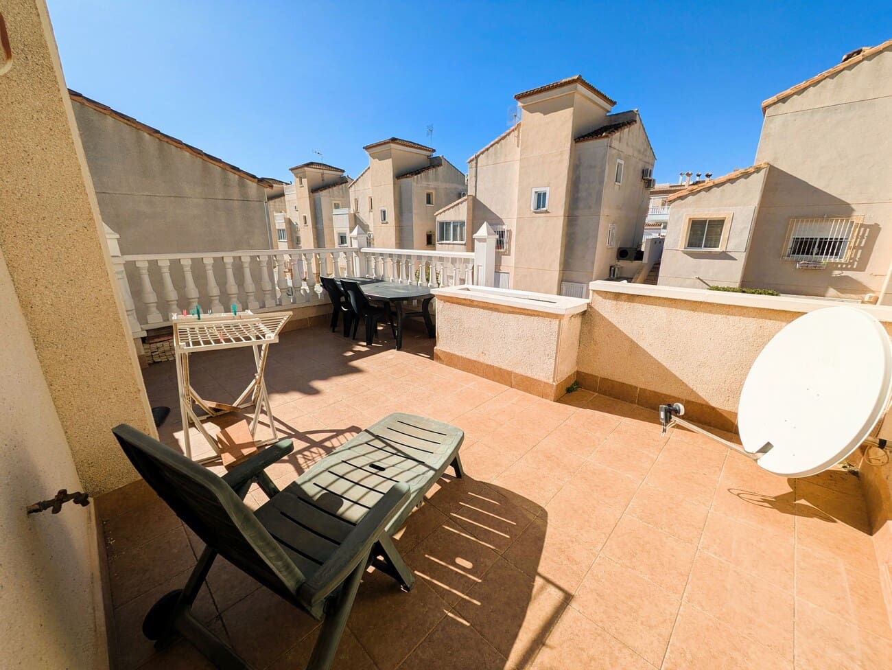 3 Zimmer Villa zu verkaufen in San Miguel de Salinas mit Pool - 240.000 € (Ref: 9644615)