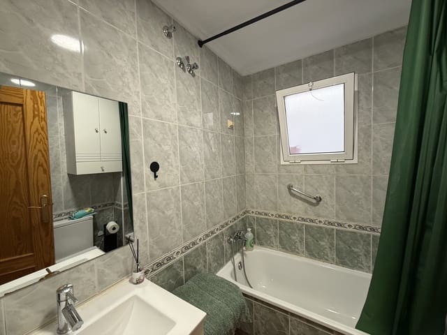 2 quarto Apartamento para venda em Parque de las Naciones, Torrevieja - 149 000 € (Ref: 9644616)