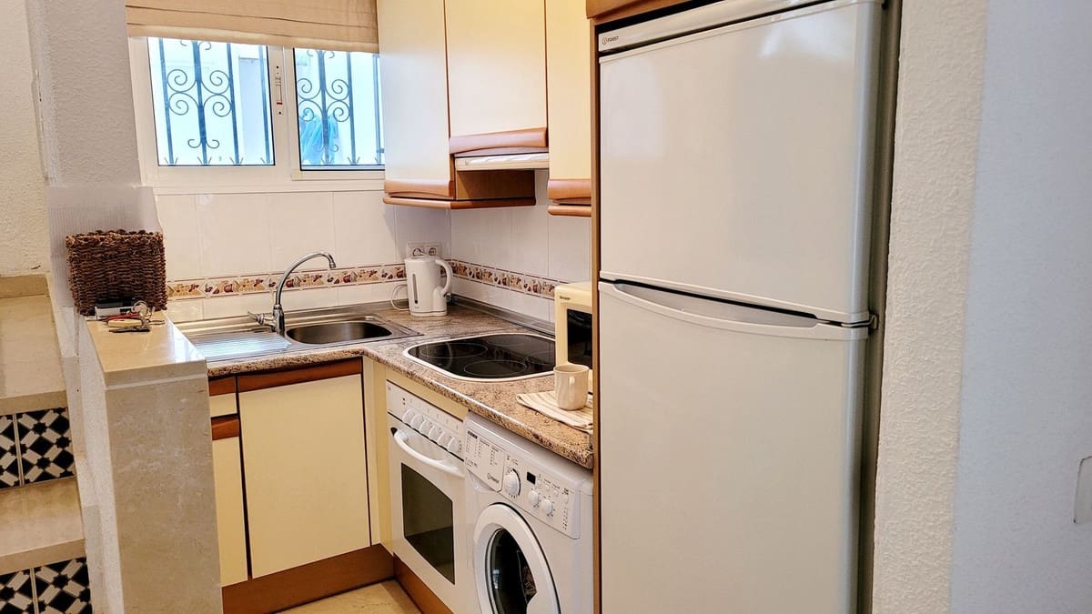 1 slaapkamer Huis te koop in Benalmadena Costa met zwembad garage - € 259.000 (Ref: 9644619)