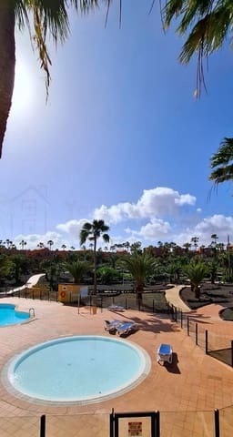 1 bedroom Apartment for sale in Corralejo, La Oliva with pool - € 195,000 (Ref: 9647956)