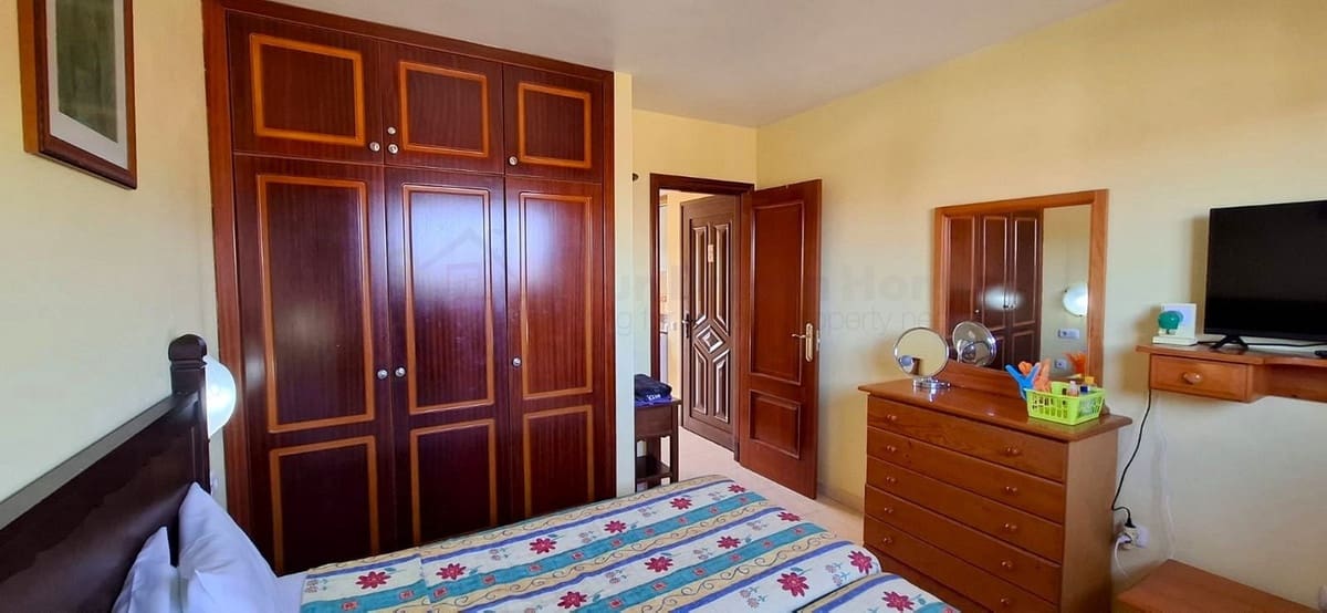 1 sovrum Lägenhet till salu i Corralejo med pool - 195 000 € (Ref: 9647956)