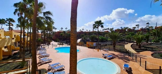 1 soveværelse Lejlighed til salg i Corralejo, La Oliva med swimmingpool - € 195.000 (Ref: 9647956)