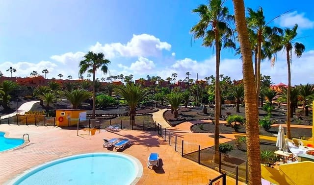 1 soveværelse Lejlighed til salg i Corralejo, La Oliva med swimmingpool - € 195.000 (Ref: 9647956)